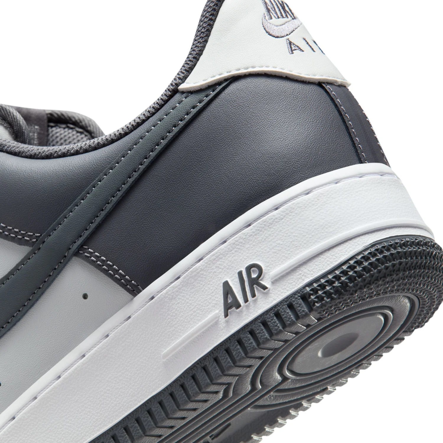 Air Force 1 Low 07 - Mens - Image 7