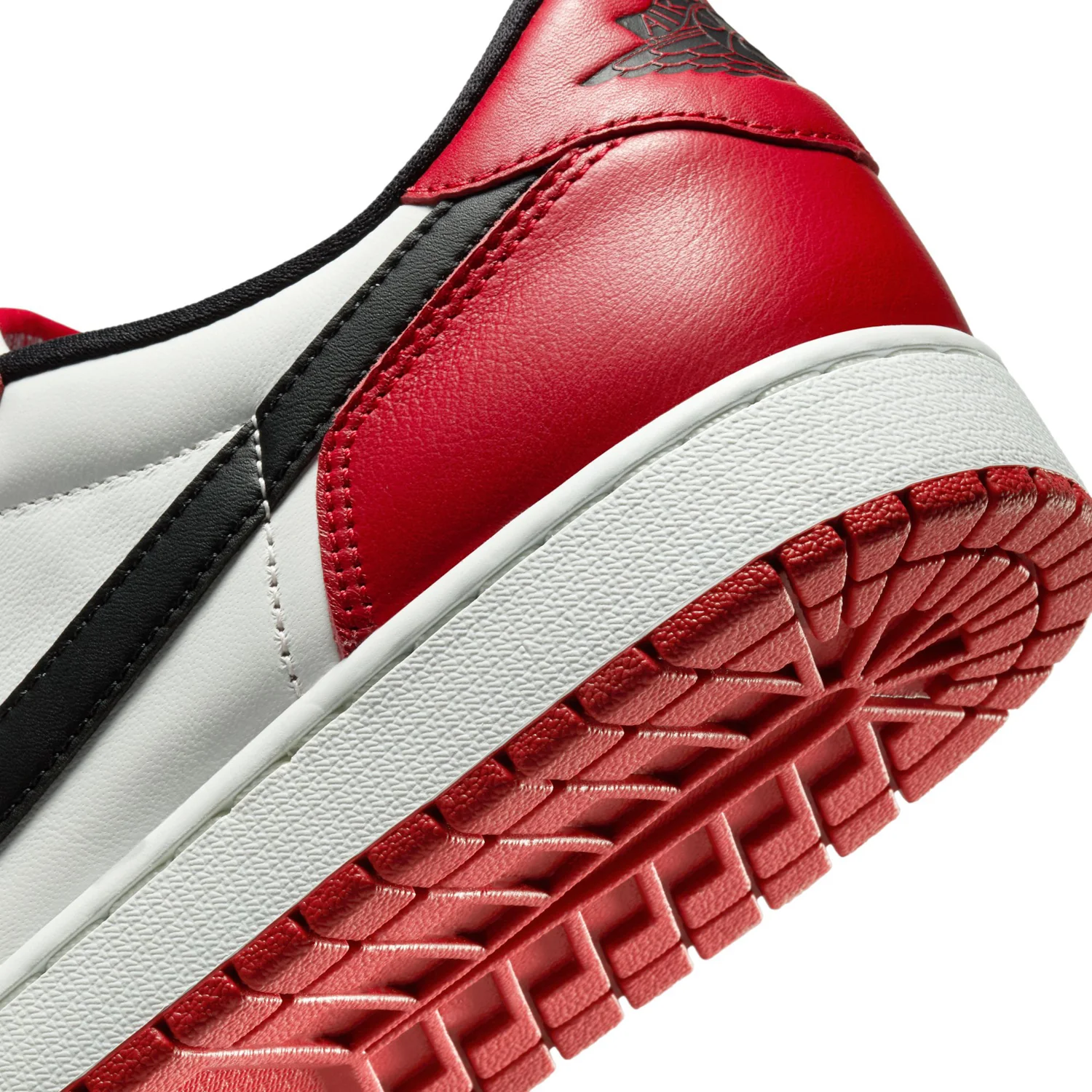 Retro 1 Low OG - Mens - Image 7